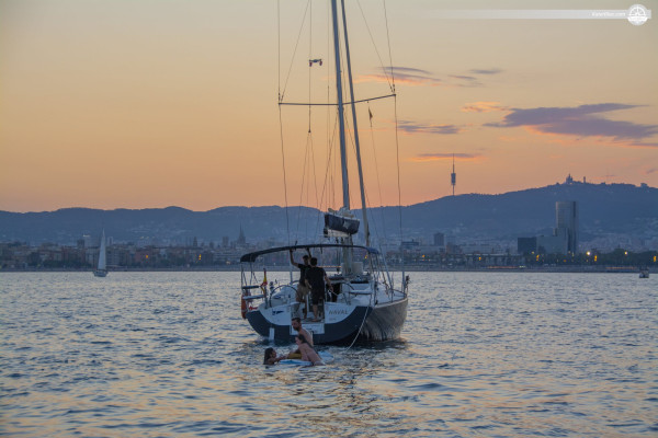 An unforgettable 4 hours experience with Naval Roo Sailing Yacht in Barcelona, Spain