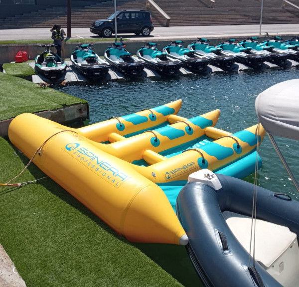 Experience the sensation of gliding and flying above the water in Barcelona, Spain