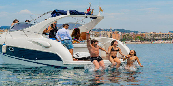 Enjoy an unforgettable 2 hours experience on Atlantis Motor yacht in Barcelona, Spain