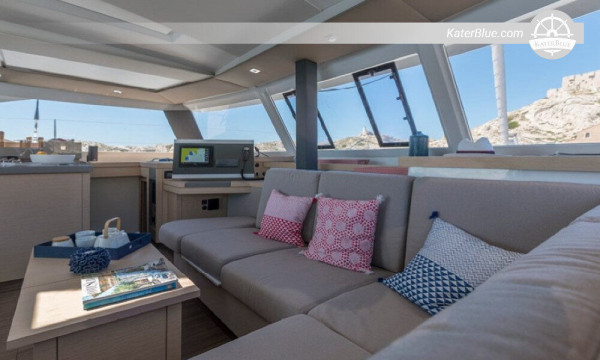 6-каютный катамаран Fountaine Pajot Astrea 42Athens-Greece