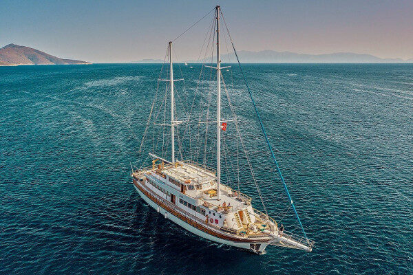 Passeios de barco ao pôr do sol deslumbrantes na Costa Brava - Espanha