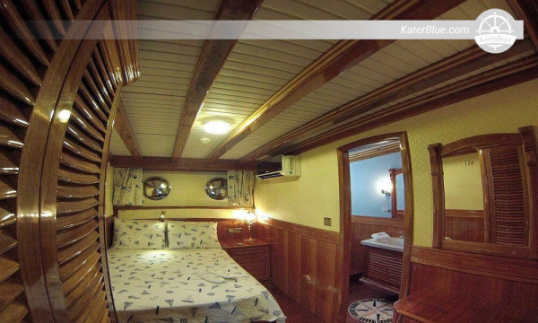 Passeios de barco diários no centro da Costa Brava - Espanha
