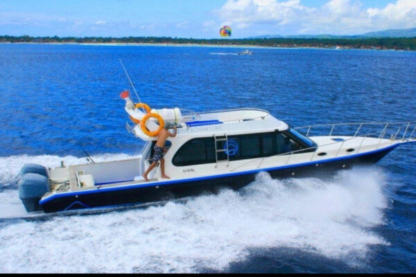 Full-Day Cruising Experience along Nusa Penida/Lembongan in Badung-Indonesia 