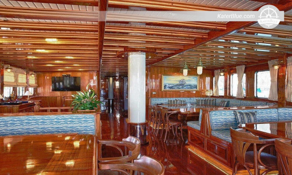 Passeios de barco diários no centro da Costa Brava - Espanha