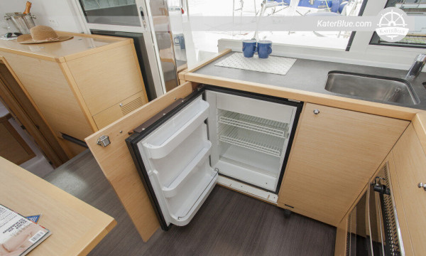 12m 4 cabins catamaran Lagoon 42 Lefkada-Greece