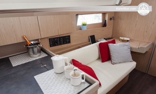 6 Accomadated sailing yacht Oceanis 41.1 Lefkada-Greece