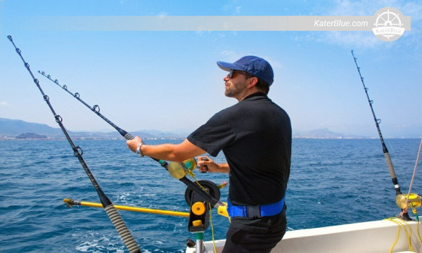 Experience fishing in deep blue ocean near Trincomalee, Sri Lanka