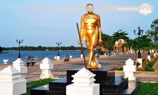 Experience the sunset in Batticaloa-Sri Lanka