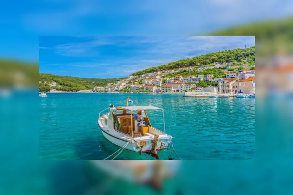 Superbe plongée en apnée dans les eaux magnifiques de la Croatie-Trogir