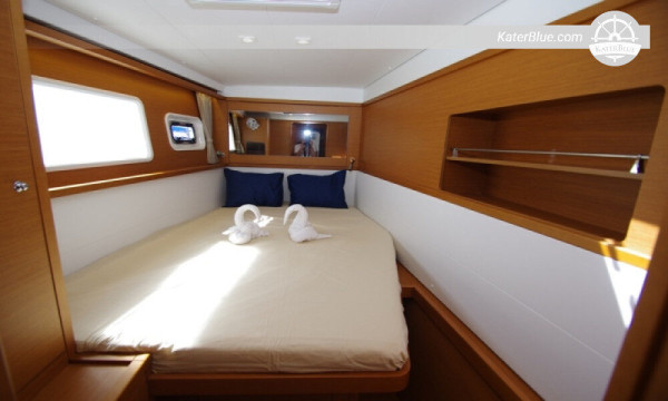 Fully-crewed private catamaran Cienfuegos, Cuba