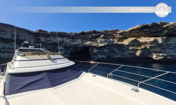 Premium Yacht Halvdagscharter Ghajnsielem-Malta