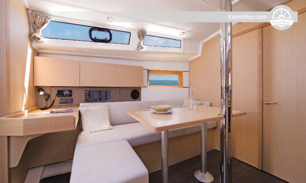 High end sailing yacht accessible for weekly charter Sicily-Italy