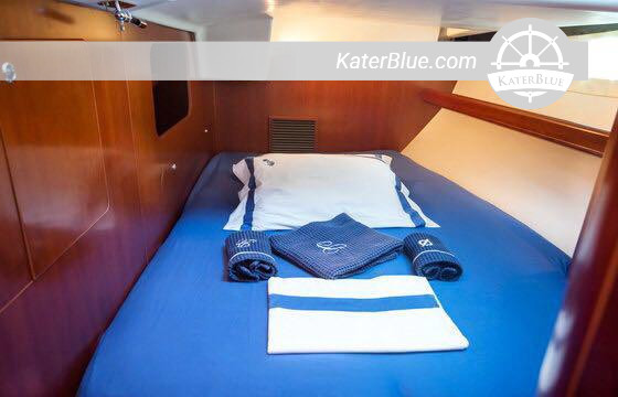 Ιστιοπλοϊκό σκάφος Beneteau Oceanis 523 Charter στη Χειμάρρα, Αλβανία
