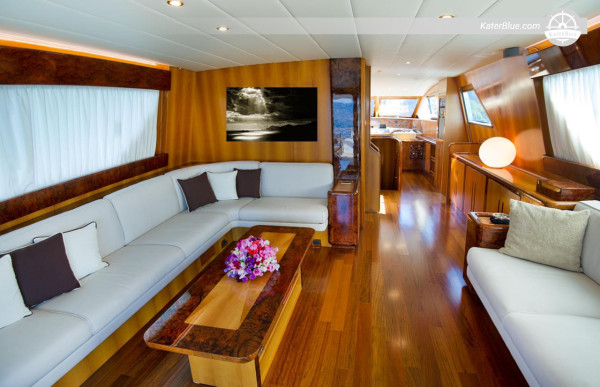 Motor Yacht Charter Ghibli 22 στη Χιμάρα, Αλβανία