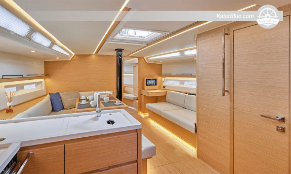 High-end sailboat weekly charters in Sicily-Italy