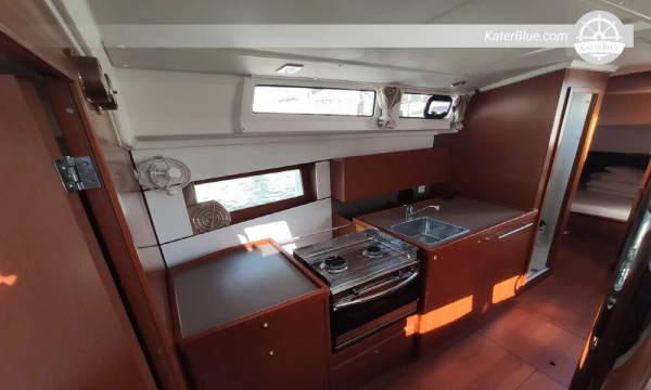 Veleiro Beneteau para aluguel semanal em Dubrovnik, Croácia.