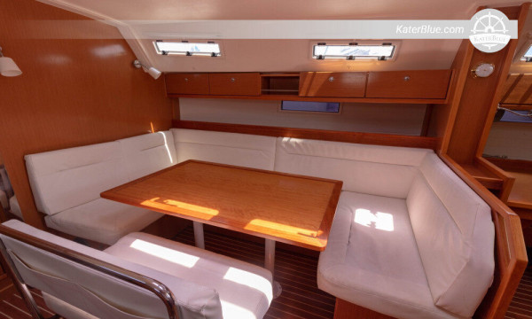 Sailing vessel weekly charter at best rates Sicily -Italy