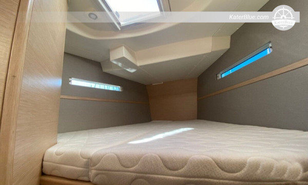 Brand new More yacht weekly charter Sicily-Italy