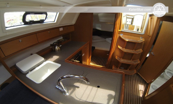 Ideal Bavaria Sail yacht weekly charter Sicily-Italy