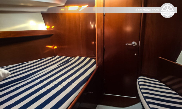Beneteau sailboat for weekly charter Lycia-Turkey