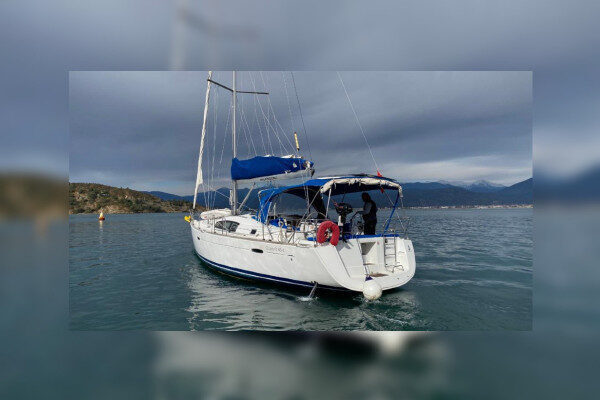High-end sailboat for weekly charter Lycia-Turkey