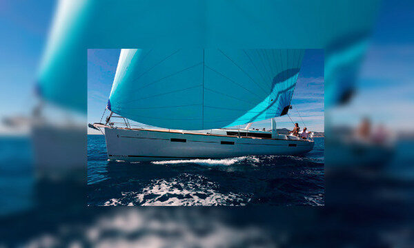 Charter settimanale intorno alle bellissime isole di Alimos, Grecia