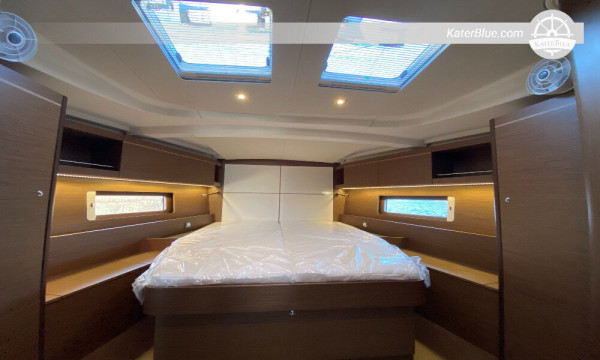 Luxury sail yacht available for weekly charters Ibiza - Spain