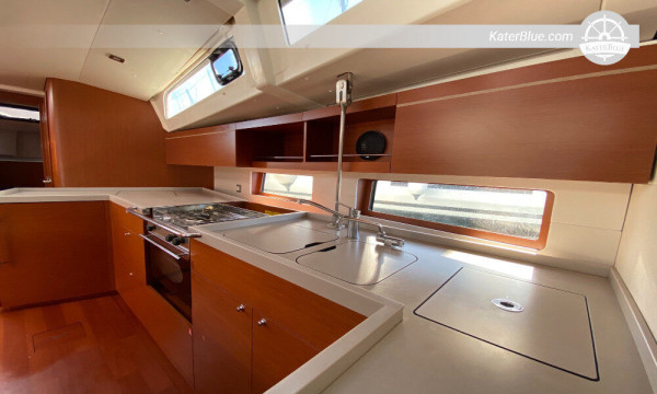 Weekly sail boat charters in Ibiza - Spain