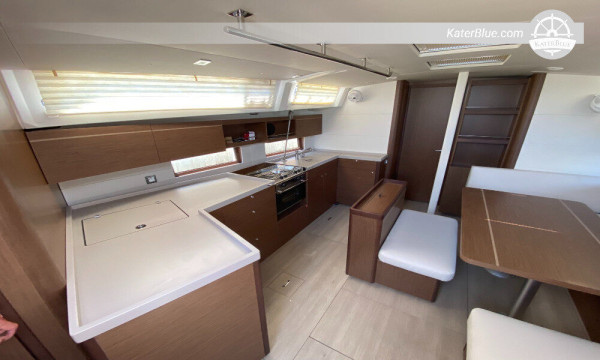 Luxury sail yacht available for weekly charters Ibiza - Spain
