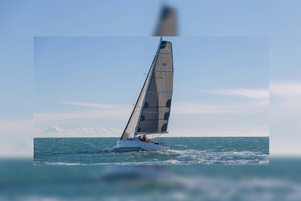Deluxe sail yacht weekly charter Antibes-France