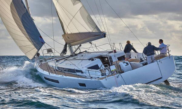 Noleggio barche private di 3 ore a Barcellona, Spagna