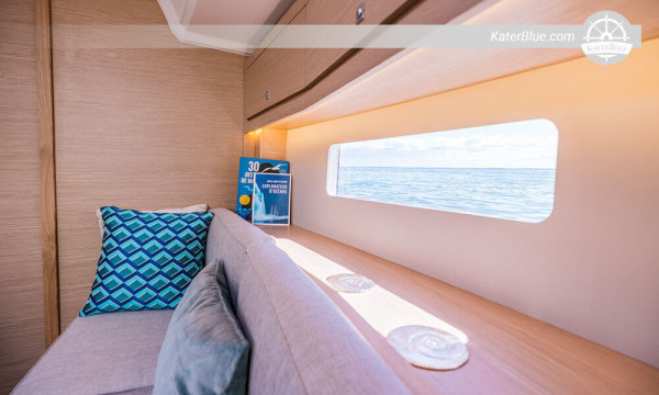High-end yacht offer weekly charters Antibes-France