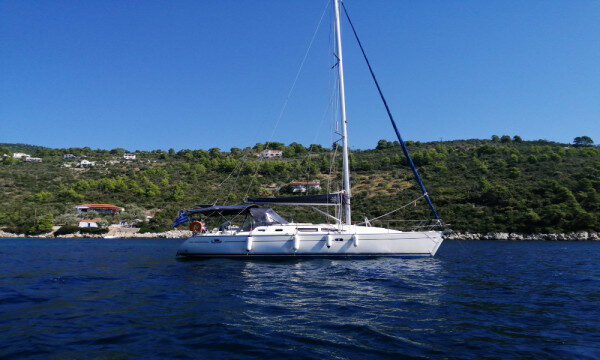 Charter settimanale con skipper nelle isole greche Volos, Sporadi, Grecia.