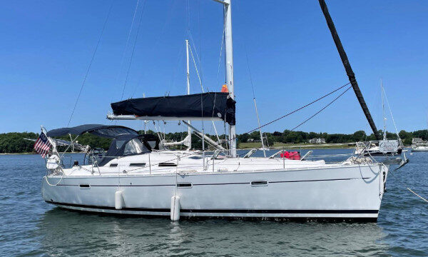 Charter privato di 4 giorni sulle bellissime spiagge di Barcellona