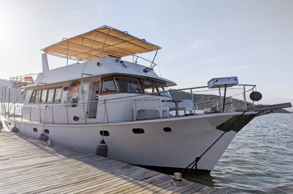 Private Flybridge Motor Yacht Charter in Gocek Turkey