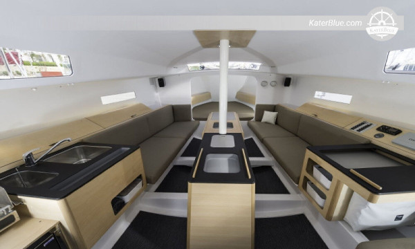 Pogo sailing yacht weekly charter in La Rochelle-France