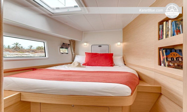 Unforgettable weekly Charter on an exquisite catamaran in Volos, Greece