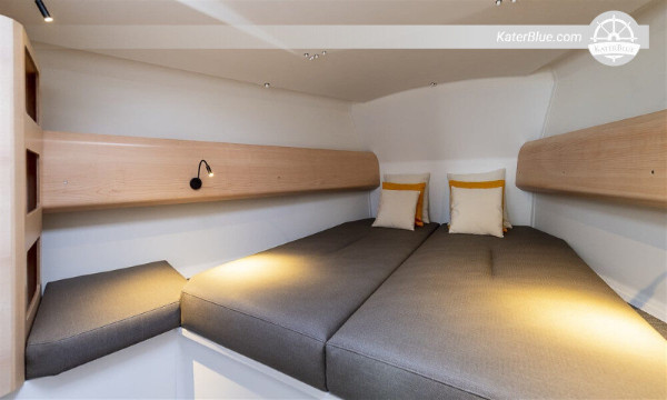 Luxury sail yacht for weekly charter La Rochelle-France
