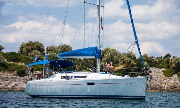Charter settimanale privato sicuro e piacevole Volos, Grecia