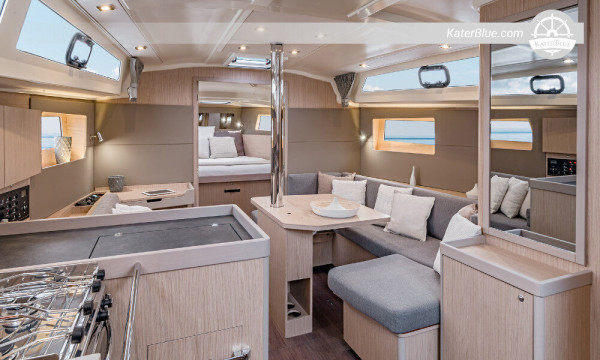 Imbarcazione di lusso disponibile per charter settimanale Trogir-Croazia