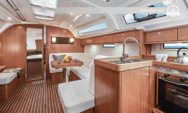 Unique Sailing Yacht charter over the stunning beaches in Volos, Greece