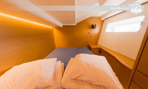 Perfektní týdenní chartery jachet Jeanneau Tenerife-Španělsko