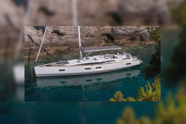 Perfektní týdenní chartery jachet Jeanneau Tenerife-Španělsko