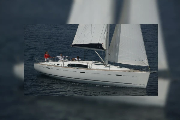 Týdenní pronájem plachetnice Beneteau na Tenerife ve Španělsku