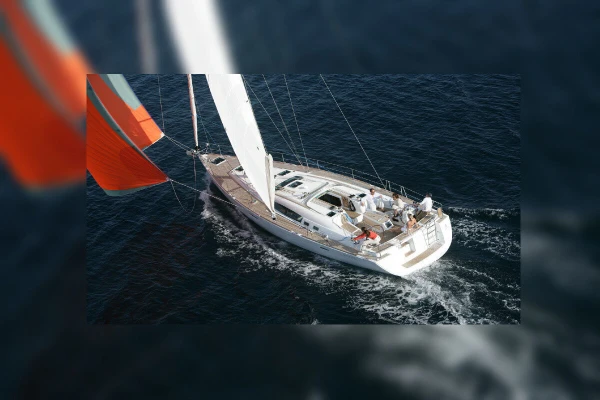 Denní pronájem plachetnice Beneteau s kapitánem na Tenerife ve Španělsku