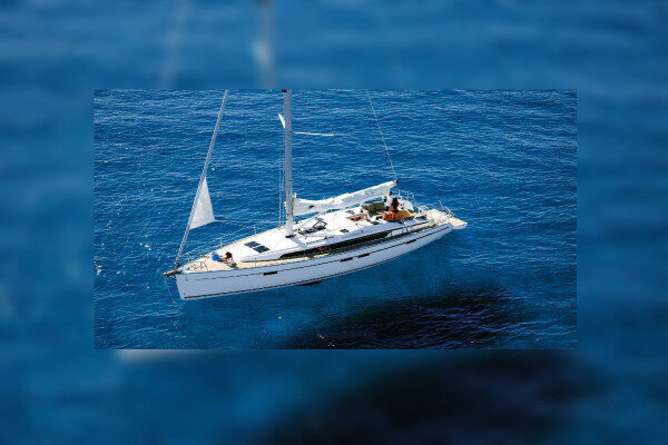 Bavaria yacht a vela noleggio settimanale Vis-Croazia