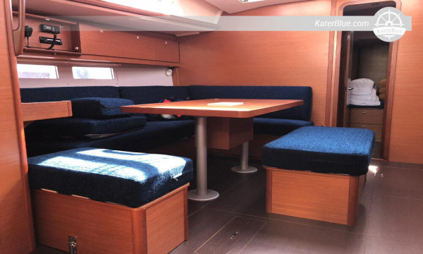 Weekly westbound bareboat Charter Balearic Islands, Spain