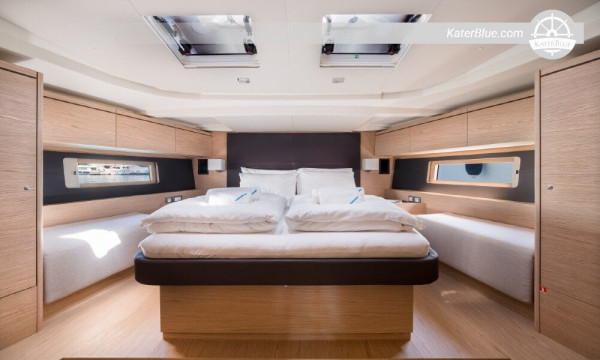 Yacht Beneteau accessibile per il noleggio settimanale a Vis-Croazia