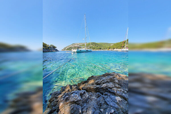 Noleggio settimanale a bordo di un elegante yacht a Korcula-Croazia