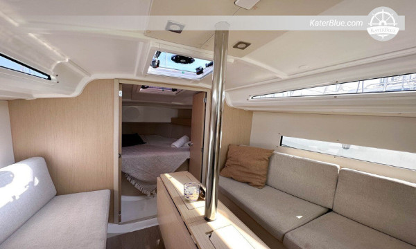 Weekly Bareboat Charter along the Eastern coast in Palma de Mallorca, Spain